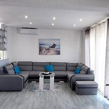 Luna Apartments Башка-Вода Екстер'єр фото